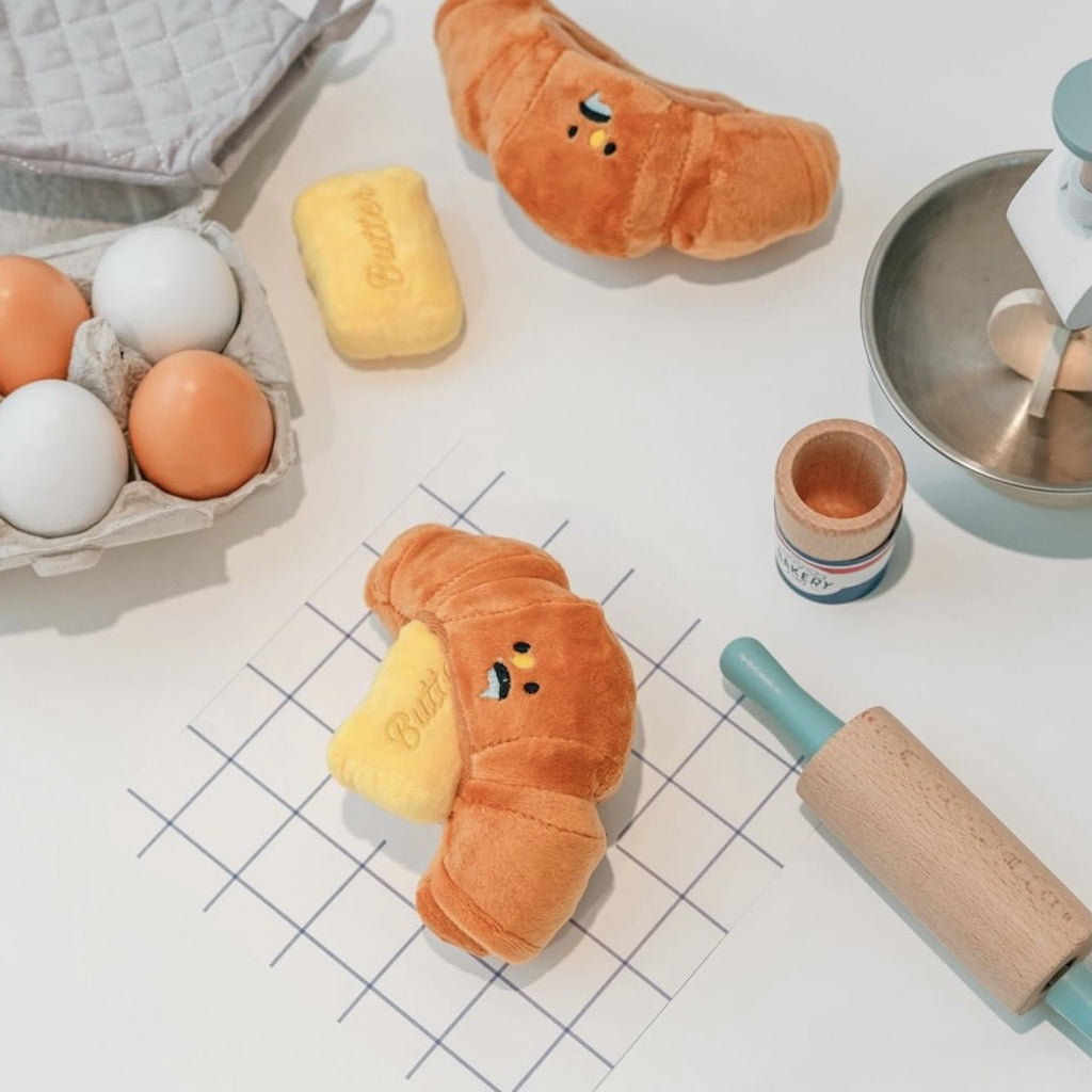 Croissant Plush Dog Toy GROOMY